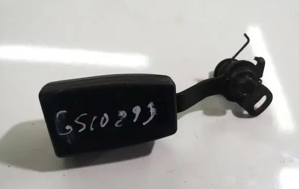 Mazda 5 Middle seatbelt buckle (rear) 