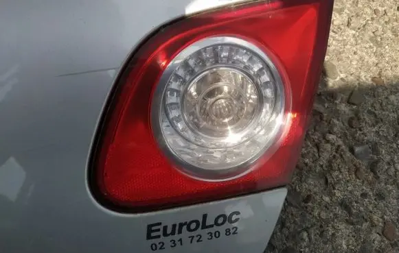 Volkswagen PASSAT B6 Tailgate rear/tail lights