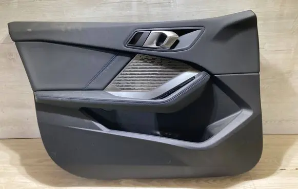 BMW 1 F70 Front door card panel trim 174008252