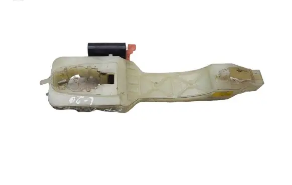 Front door exterior handle/bracket