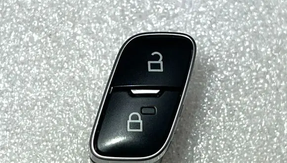Ford Focus ST Aerial antenna switch F1ET14017AB