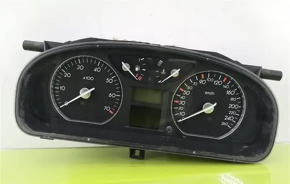 Renault Laguna II Speedometer (instrument cluster) 8200218884
