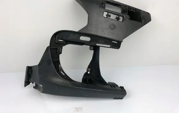 BMW 5 F10 F11 Front bumper mounting bracket 7331752