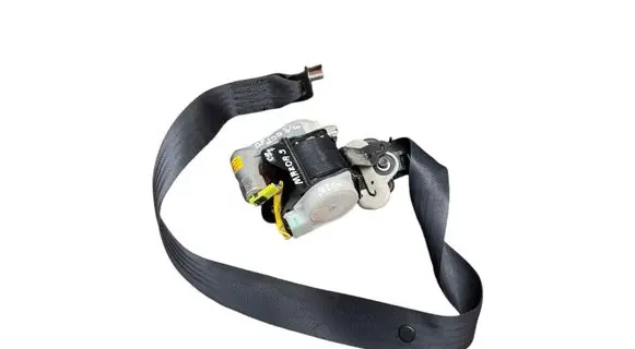 Mazda 5 Front seatbelt T89335T