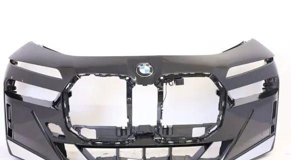 BMW 7 G70 Front bumper 87645678