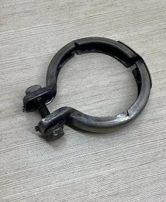 Mercedes-Benz CLS C219 Muffler pipe connector clamp A2034900641