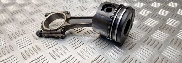 Citroen Berlingo Piston with connecting rod
