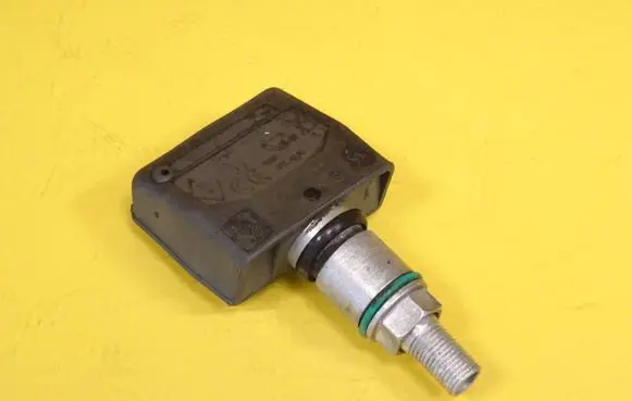 Renault Vel Satis Tire pressure sensor 407002425R 40700242