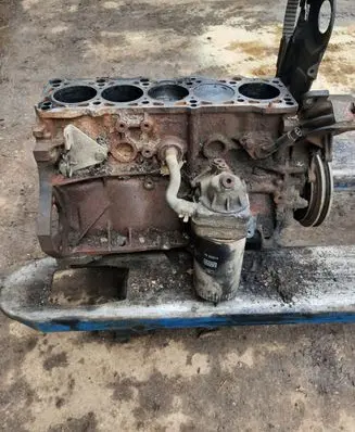 Volkswagen Transporter - Caravelle T4 Engine block AAB 190303