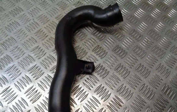 Nissan Almera N16 Air intake hose/pipe