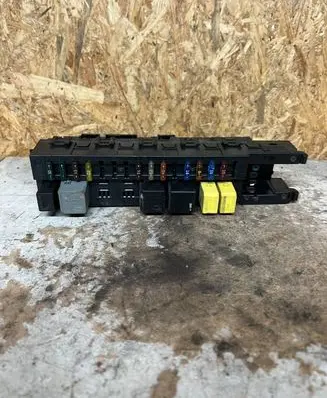 Mercedes-Benz E W211 Comfort/convenience module 2035452401 5DK00848641