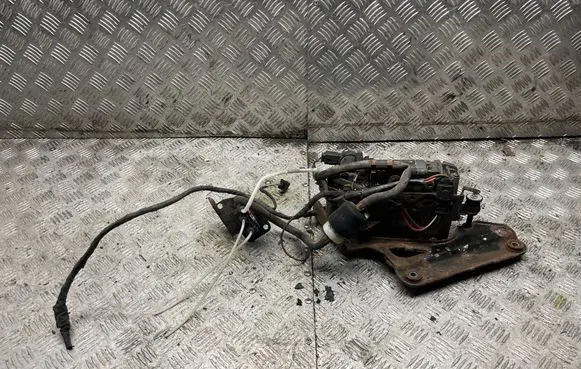Mercedes-Benz E W212 Air suspension compressor/pump A2123200404 4154031280