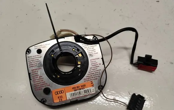Audi A4 S4 B5 8D Airbag slip ring squib (SRS ring) 4D0951543D 097139121 000009734253