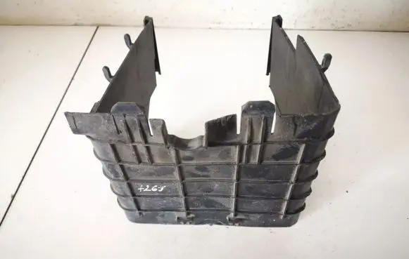 Volkswagen PASSAT B6 Battery box tray 1k0915335c