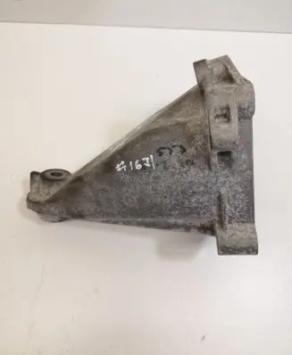 Mercedes-Benz SLK R171 Engine mounting bracket A2712231204
