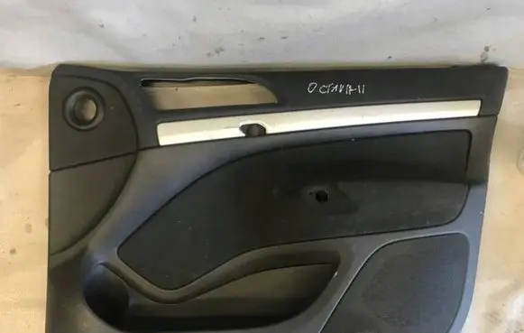 Skoda Octavia Mk2 (1Z) Front door card panel trim 1z1867006 1z1867005