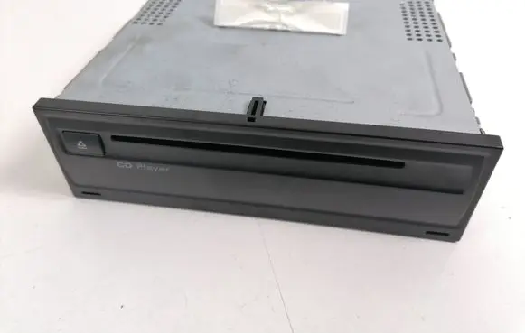 Audi A6 S6 C6 4F CD/DVD changer 4F0035769A