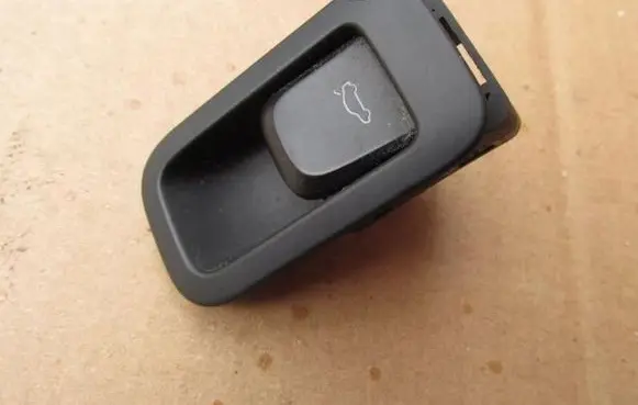 Audi Q5 SQ5 Tailgate opening switch 