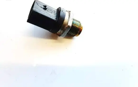 BMW 3 E90 E91 Fuel pressure sensor 0281002988