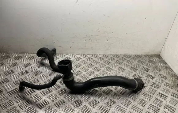BMW 5 GT F07 Engine coolant pipe/hose 7800099 9170347