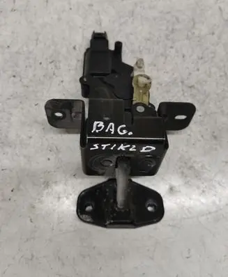 KIA Sorento Tailgate window lock/catch/latch 