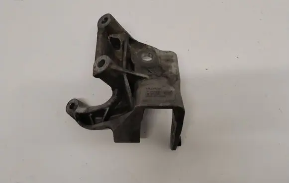 Volvo S90, V90 Engine mounting bracket 31430490 AD7VM