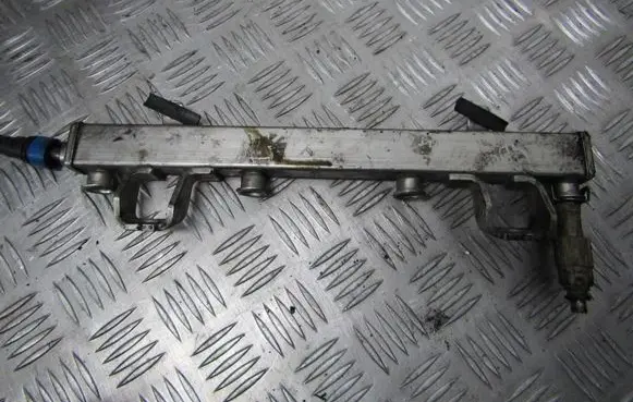 Mazda 6 Fuel main line pipe 6m8g9d280aa 6m8g-9d280-aa