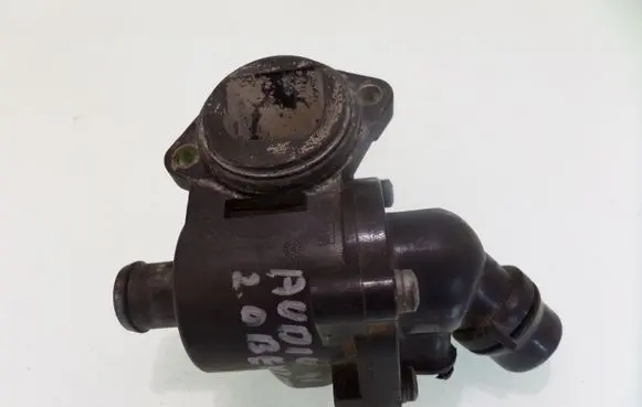Thermostat/thermostat housing
