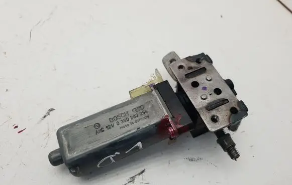 Mercedes-Benz S W221 Seat adjustment motor 0390203254