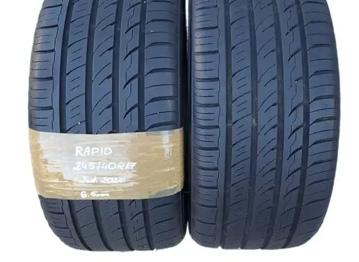 Mercedes-Benz C AMG W204 R17 summer tire 