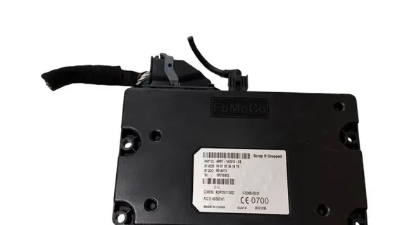 Ford Focus Bluetooth control unit module AM5T14D212DB B014673 0021CC341B75