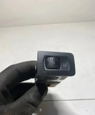 Volkswagen Golf IV Seat heating switch 1J0963564C