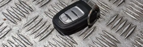 Audi Q5 SQ5 Ignition key/card 8R0955407