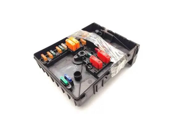 Volkswagen Tiguan Fuse module 1K0937125A 1K0937808E 1K0937814F