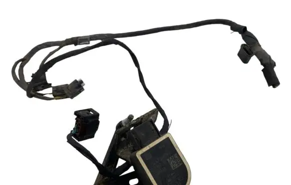 Headlight/headlamp level sensor
