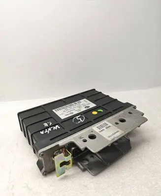 Volkswagen Golf III Gearbox control unit/module 5DG00696105 096927731