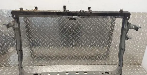 Toyota RAV 4 (XA30) Radiator support slam panel
