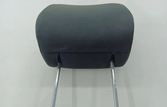 Toyota Avensis T250 Front seat headrest 
