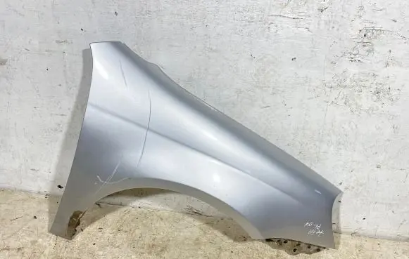 Volkswagen Jetta V Fender