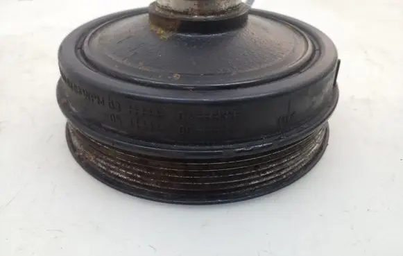 Mercedes-Benz C W204 Crankshaft pulley A2730300303