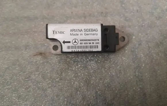 Mercedes-Benz S W220 Airbag deployment crash/impact sensor a0018205626 0018205626