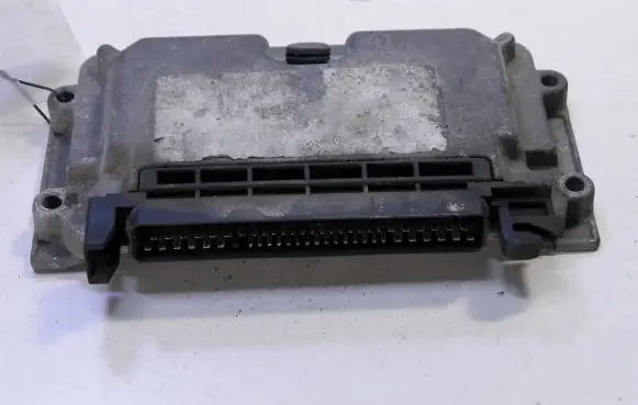 Peugeot 206 CC Engine control unit/module ECU 0261206032