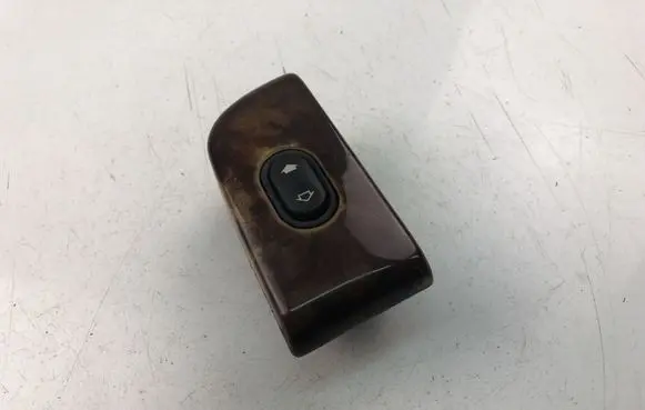 Jaguar XK8 - XKR Electric window control switch
