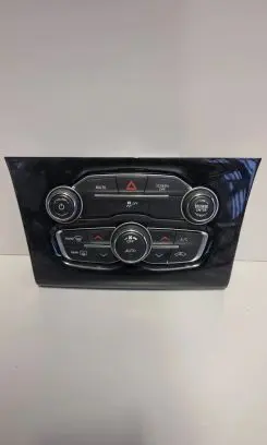 Chrysler 300C Climate control unit P68293631AC 82320177 72351162