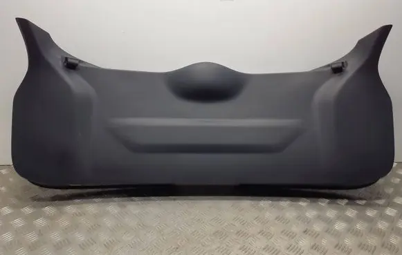 Nissan Qashqai Tailgate trim 909014EA0A