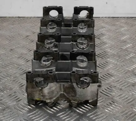 Mercedes-Benz Sprinter W906 Other engine bay part R6110160504
