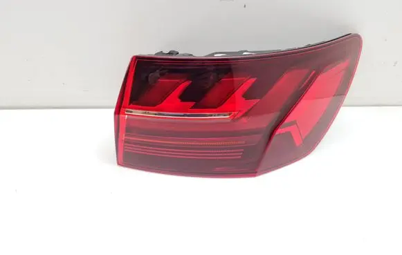 Rear/tail lights