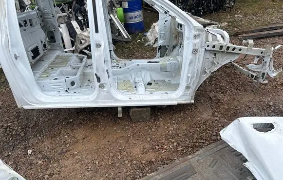 Ford Ranger IV Front quarter panel 