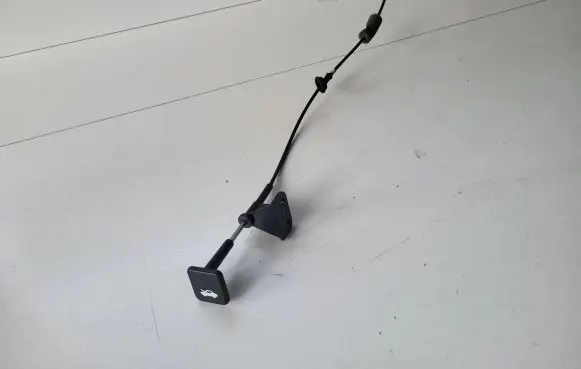 Honda Civic X Engine bonnet (hood) release handle