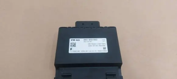 Audi Q5 SQ5 Voltage converter/converter module 8K0959663 111002109
